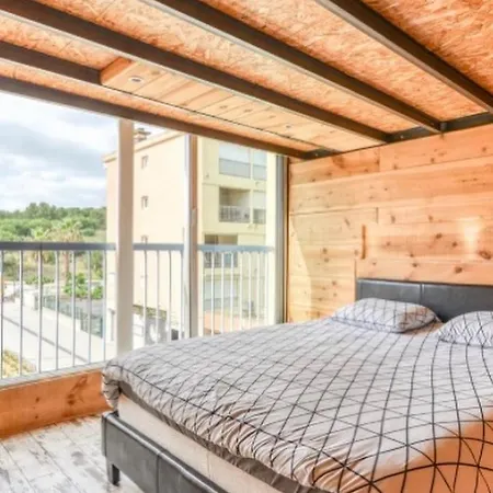 Duplex Climatisé 65m2 Refait à Neuf *