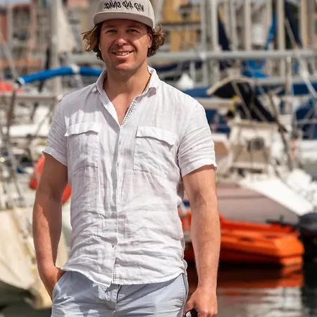 Duplex Climatisé 65m2 Refait à Neuf